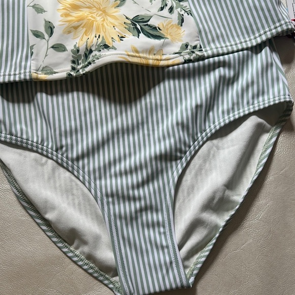 Floral Striped Swimsuit with Yellow Accents - Picture 4 of 7
